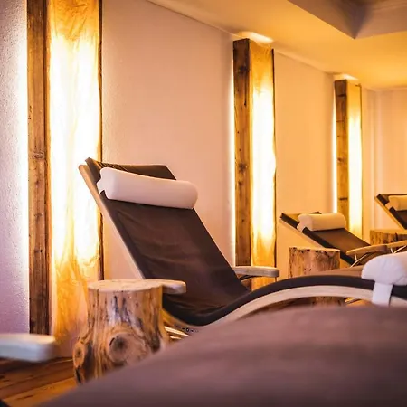 Familotel Alphotel Hotel 4*