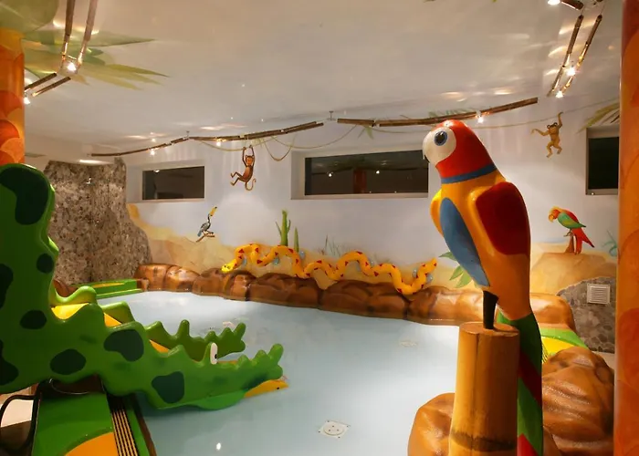 Familotel Alphotel 4*