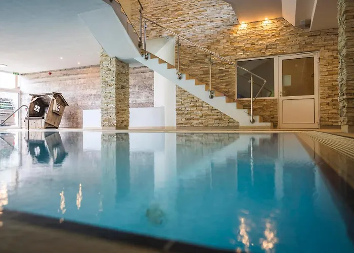 Hotel Familotel Alphotel 4*