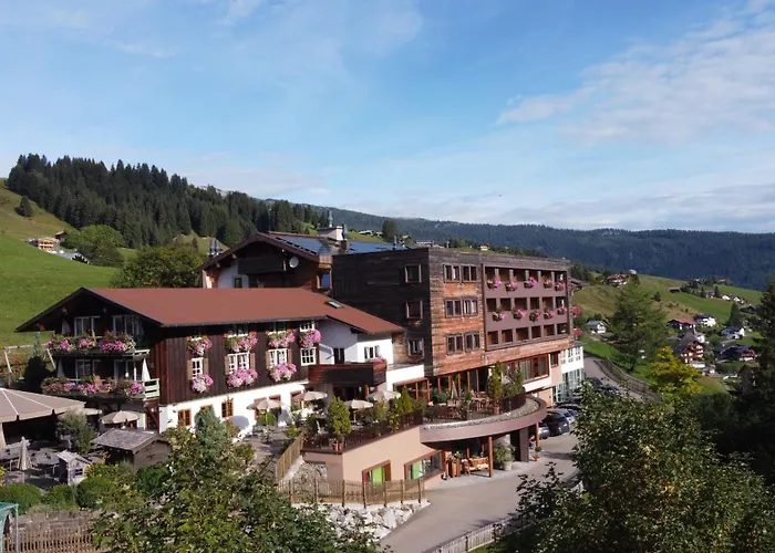 Hotel Familotel Alphotel 4*